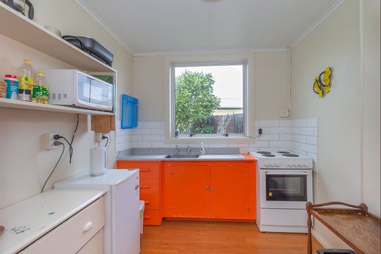 Photo of property in 15 Rangitane Street, Himatangi Beach, Foxton, 4891