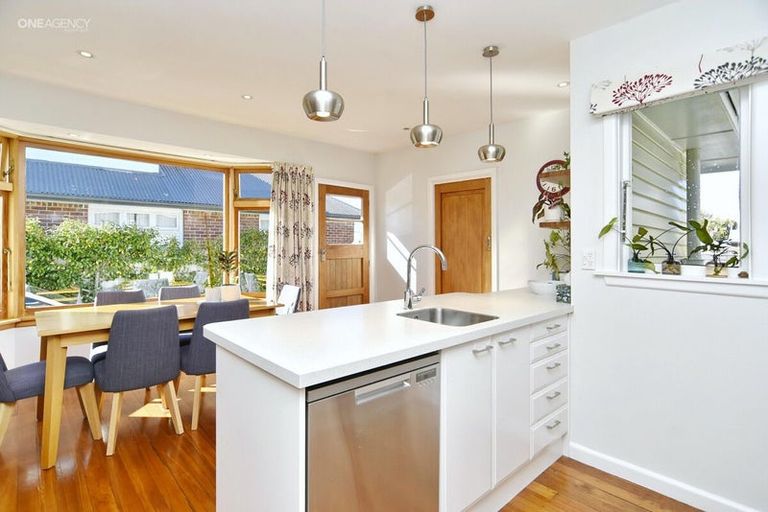 Photo of property in 222 Knowles Street, St Albans, Christchurch, 8052