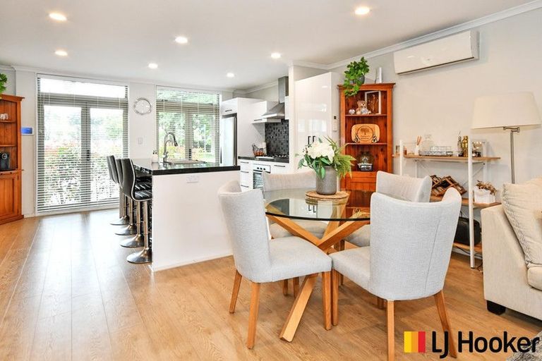 Photo of property in 26 Reins Road, Takanini, 2112