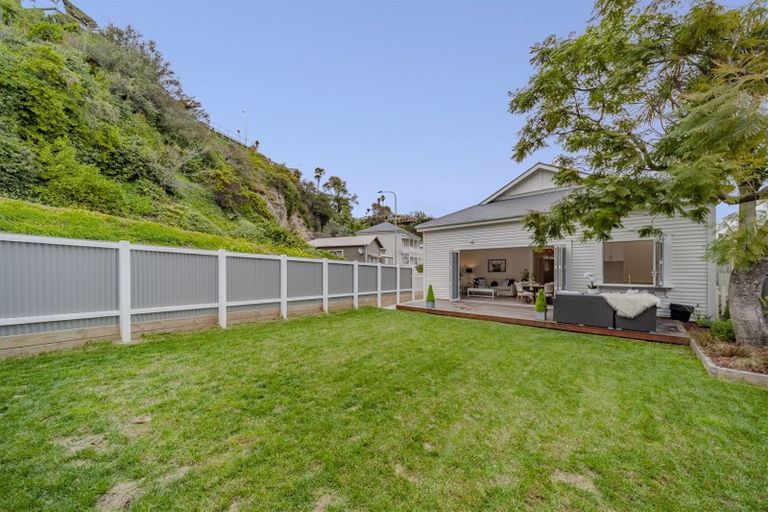 Photo of property in 6 Battery Road, Ahuriri, Napier, 4110