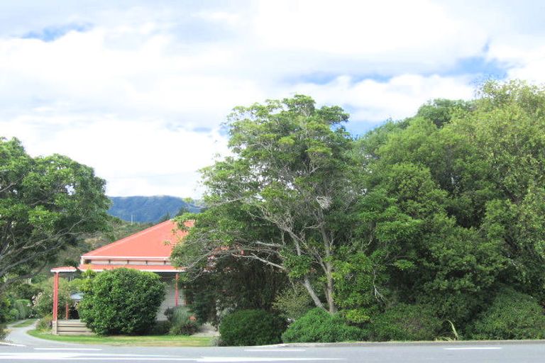 Photo of property in 1214 Fergusson Drive, Brown Owl, Upper Hutt, 5018