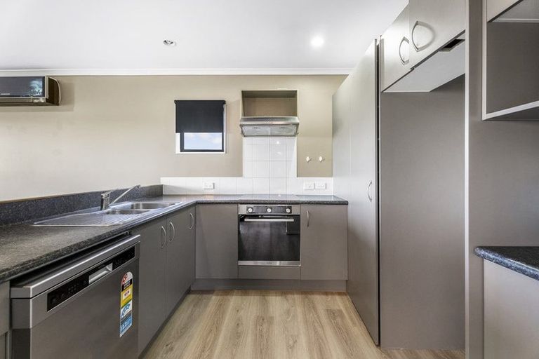 Photo of property in 30 Midshipman Court, Gulf Harbour, Whangaparaoa, 0930