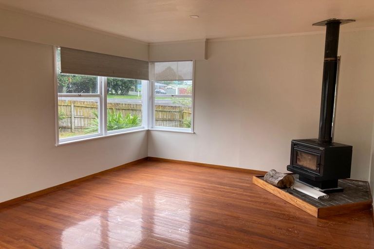 Photo of property in 2/523 Weymouth Road, Weymouth, Auckland, 2103