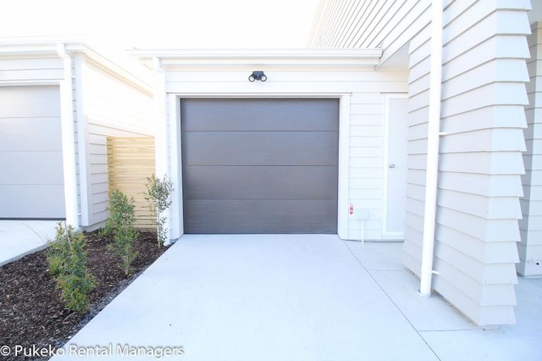 Photo of property in 10 Divide Loop, Takanini, 2112