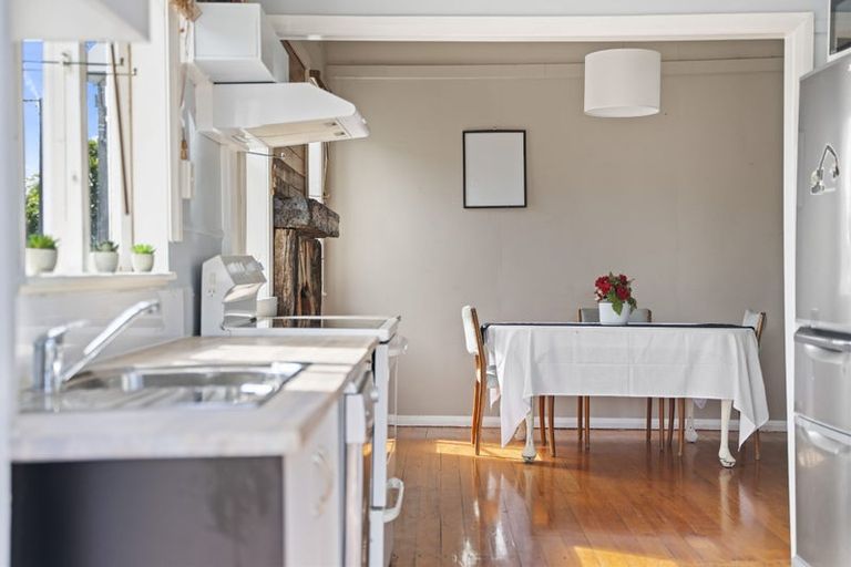 Photo of property in 16 Cranley Street, Dargaville, 0310