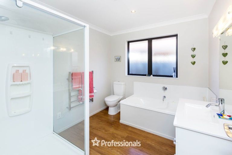 Photo of property in 19 Brentwood Street, Trentham, Upper Hutt, 5018