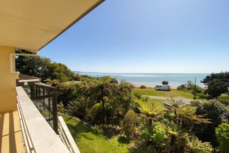 Photo of property in 12 Bay View Terrace, Patons Rock, Takaka, 7182