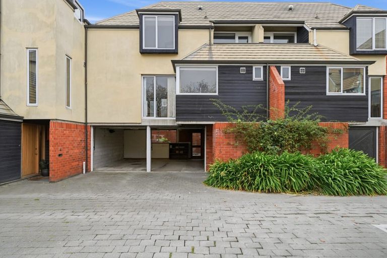 Photo of property in Cranleigh Mews, 6/10 Cranmer Square, Christchurch Central, Christchurch, 8013