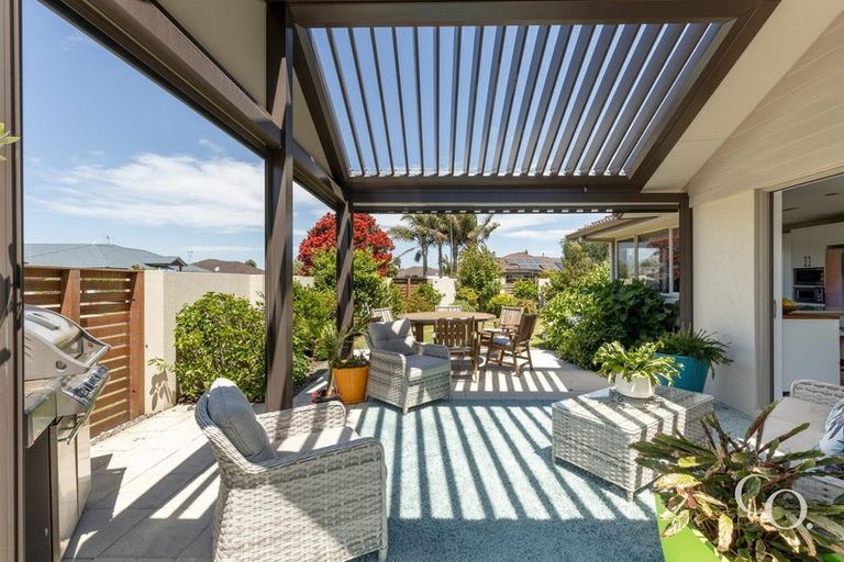 Photo of property in 2 Koro Mews, Papamoa Beach, Papamoa, 3118