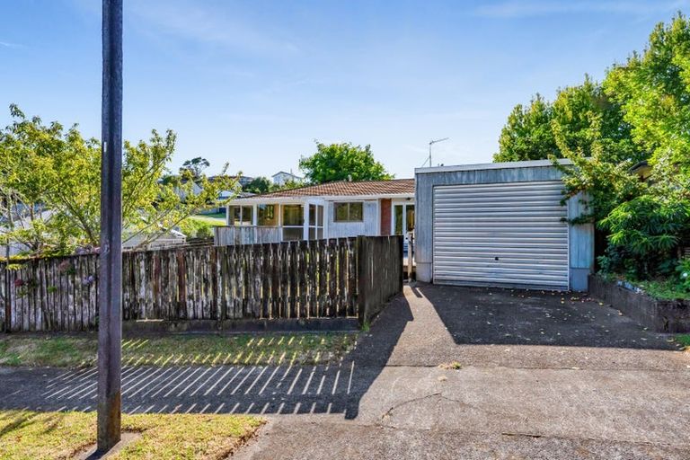 Photo of property in 87 Heta Road, Highlands Park, New Plymouth, 4312