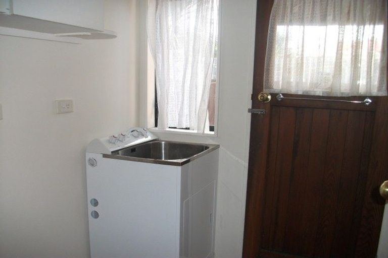 Photo of property in 106b Richmond Street, Petone, Lower Hutt, 5012