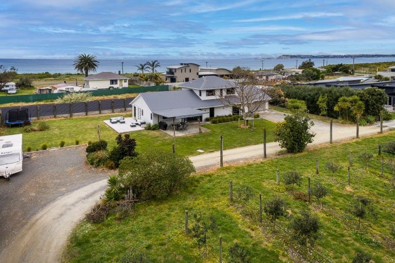 Photo of property in 8 Scarrott Road, Bay View, Napier, 4104
