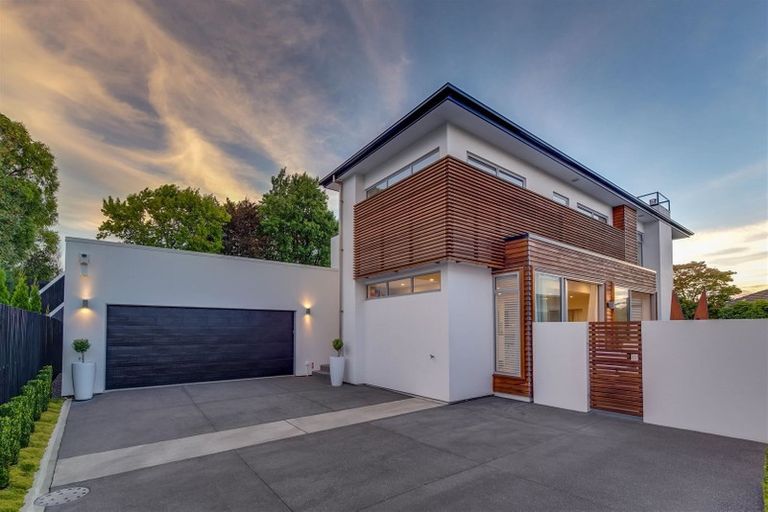 Photo of property in 20a Holmwood Road, Merivale, Christchurch, 8014
