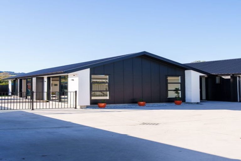 Photo of property in 10 Henderson Street, Mornington, Dunedin, 9011