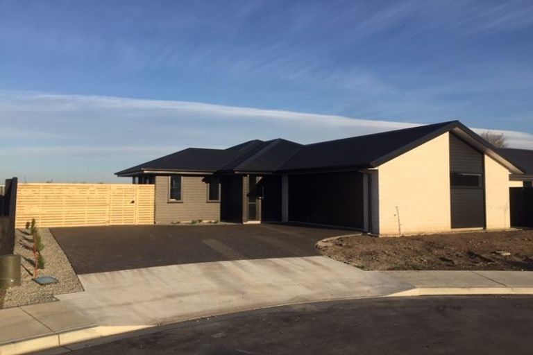 Photo of property in 10 Godley Place, Oceanview, Timaru, 7910