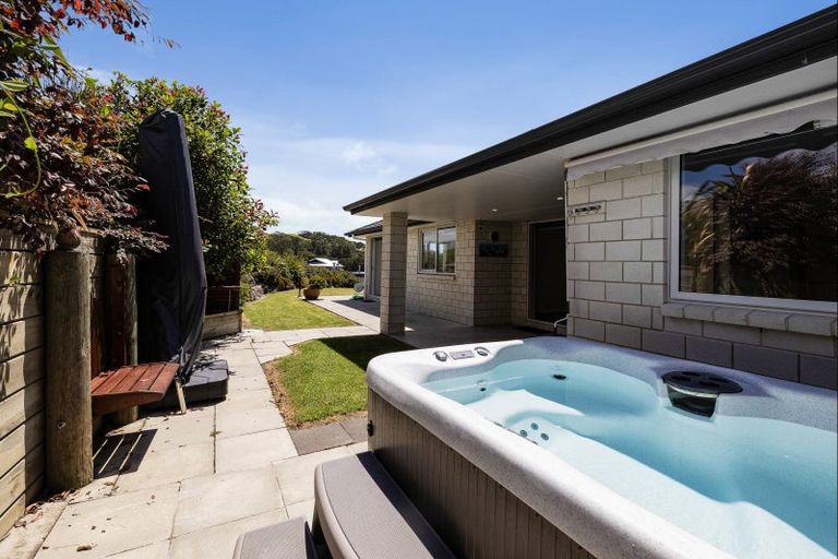 Photo of property in 27c Kahu Drive, Mangawhai, 0505