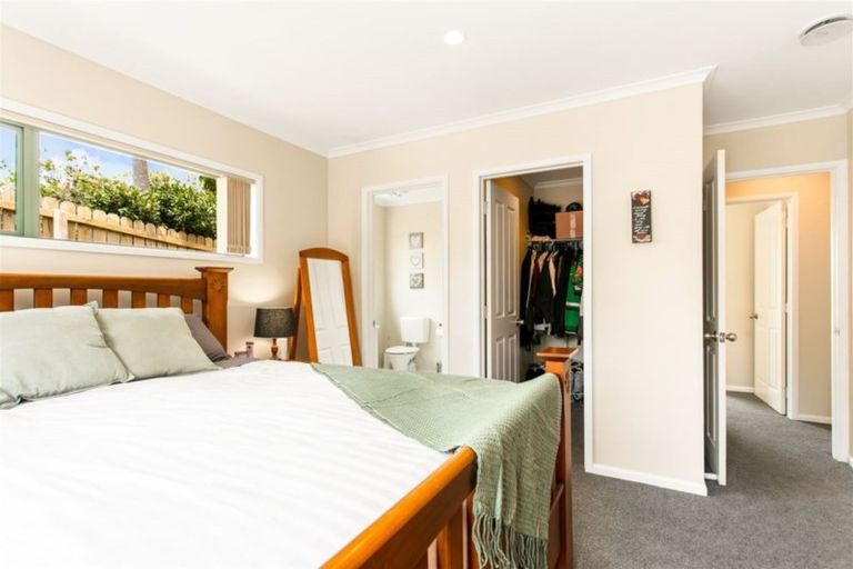 Photo of property in 5 San Diego Court, Henderson, Auckland, 0612