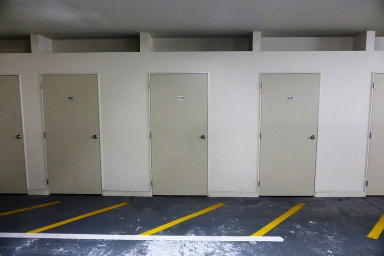 Photo of property in 2/42 Constable Street, Newtown, Wellington, 6021