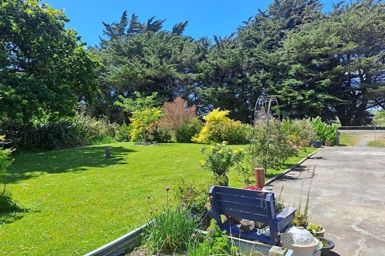 Photo of property in 11 Graham Street, Porangahau, 4293