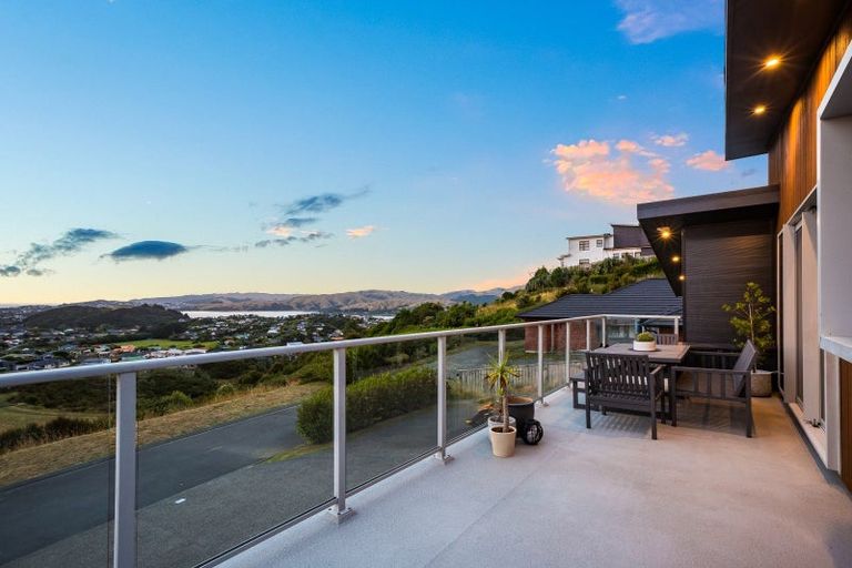 Photo of property in 22 Ships Cove, Whitby, Porirua, 5024