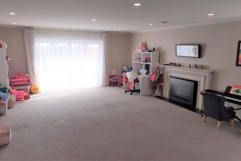 Photo of property in 5 Walter Street, Hauraki, Auckland, 0622