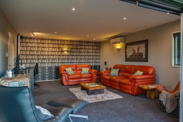 Photo of property in 42 Woodlau Rise, Huntsbury, Christchurch, 8022