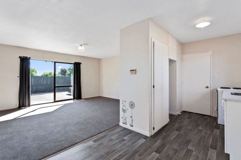 Photo of property in 1/59 Branston Street, Hornby, Christchurch, 8042