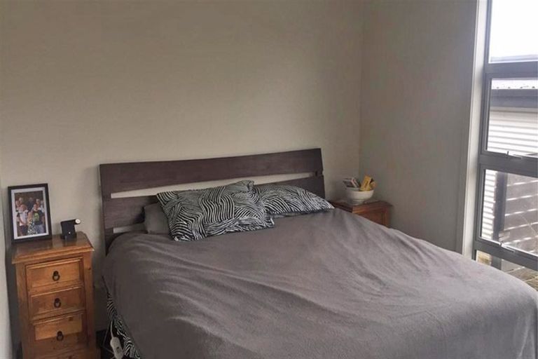 Photo of property in 3 Templeton Street, Albert Town, Wanaka, 9305