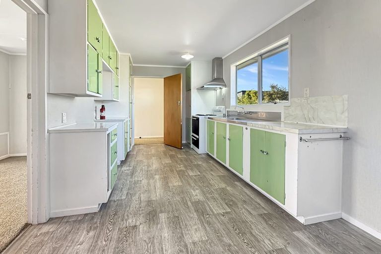 Photo of property in 6 Rutland Place, Milson, Palmerston North, 4414