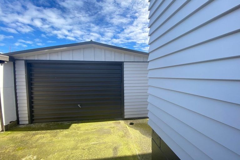 Photo of property in 8 Clifton Drive, Waitara, 4320