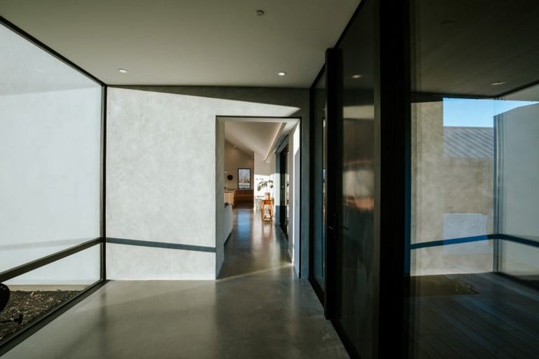 Photo of property in 10 Little Orchard Way, Wanaka, 9382