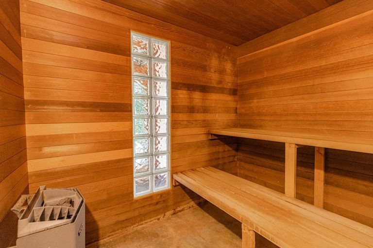 Photo of property in 17 Putiki Drive, Durie Hill, Whanganui, 4500