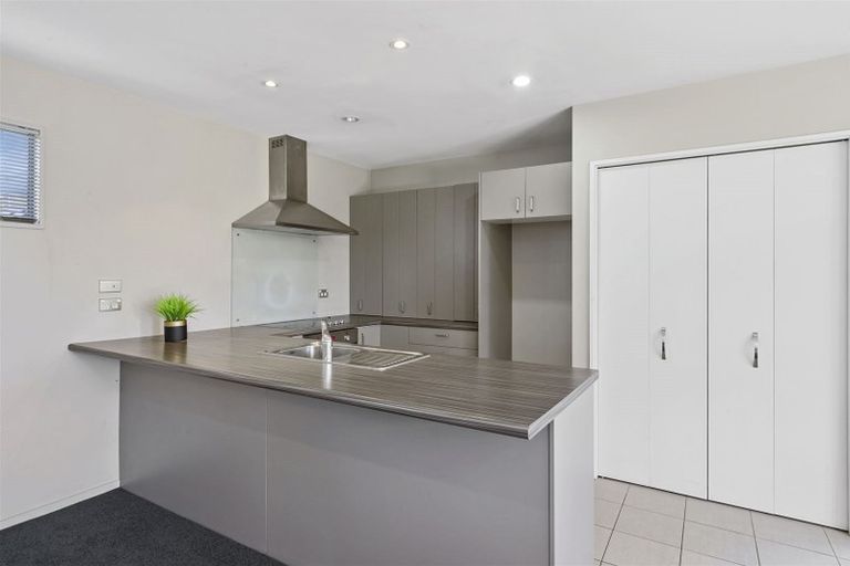 Photo of property in 14 Millesimes Way, Yaldhurst, Christchurch, 8042