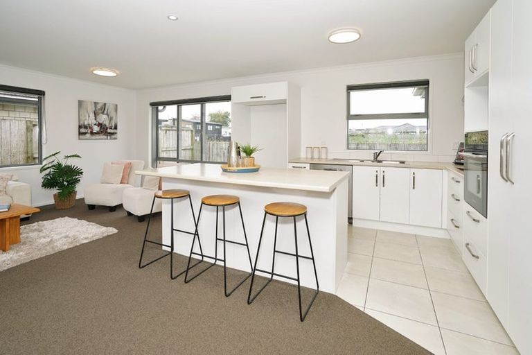 Photo of property in 38 Sirius Crescent, Rototuna North, Hamilton, 3210