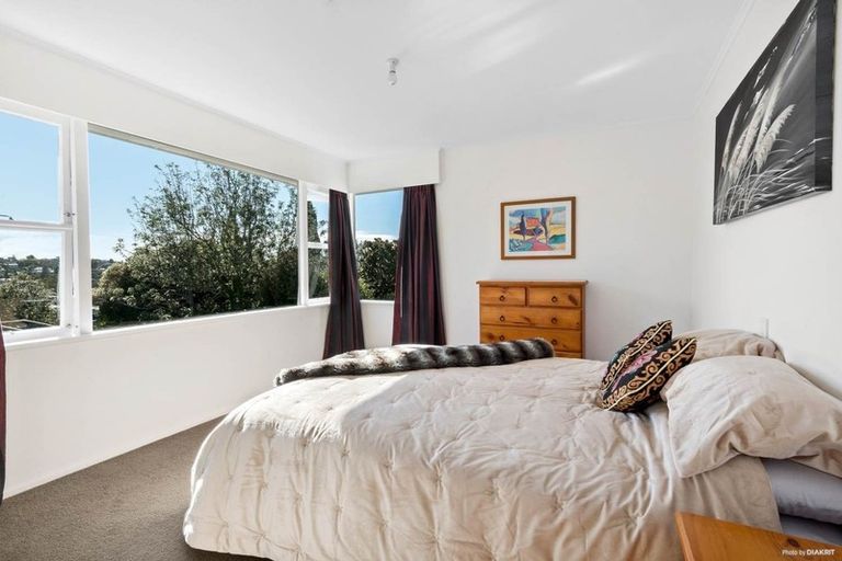 Photo of property in 1/20 Marlborough Avenue, Glenfield, Auckland, 0629