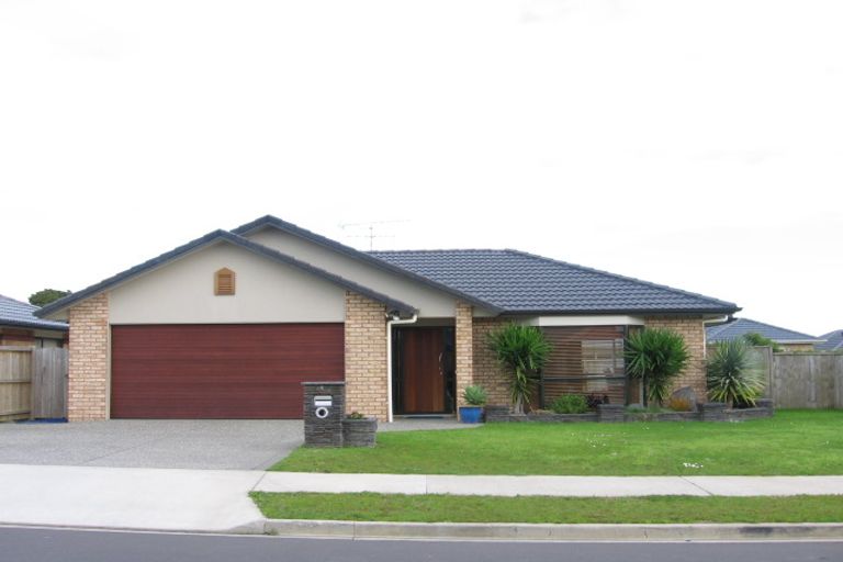 Photo of property in 5 Duntrune Road, Flat Bush, Auckland, 2016