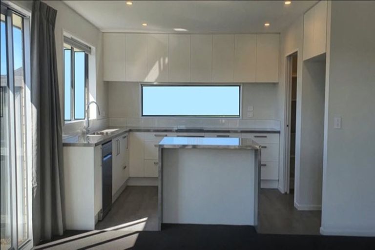 Photo of property in 76 Stationmasters Way, Prebbleton, 7604