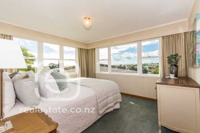 Photo of property in 9 Lynmore Drive, Hillpark, Auckland, 2102