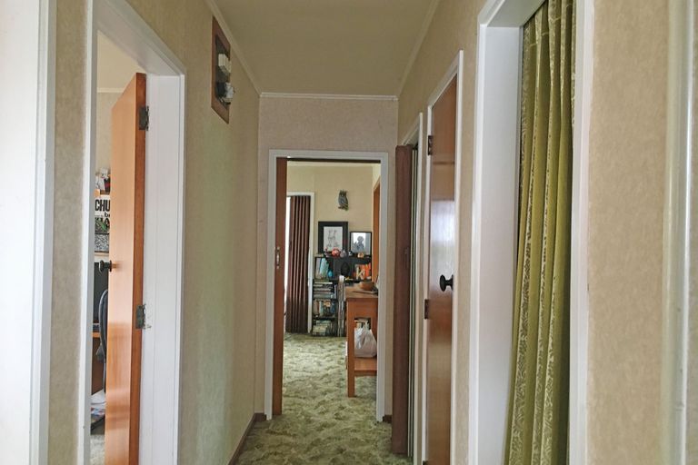 Photo of property in 37 First Avenue, Avenues, Whangarei, 0110