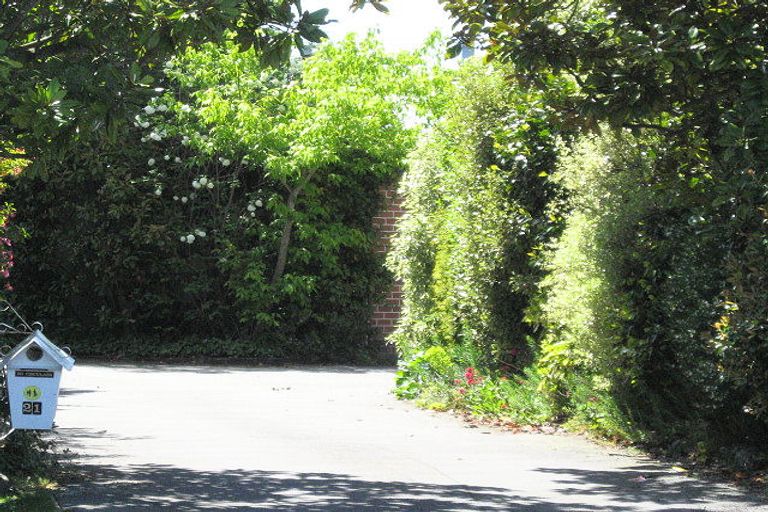 Photo of property in 21 Braithwaite Street, Ilam, Christchurch, 8041