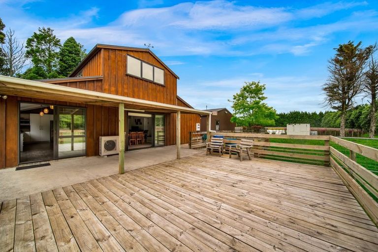 Photo of property in 334 Waitara Road, Huirangi, Waitara, 4382