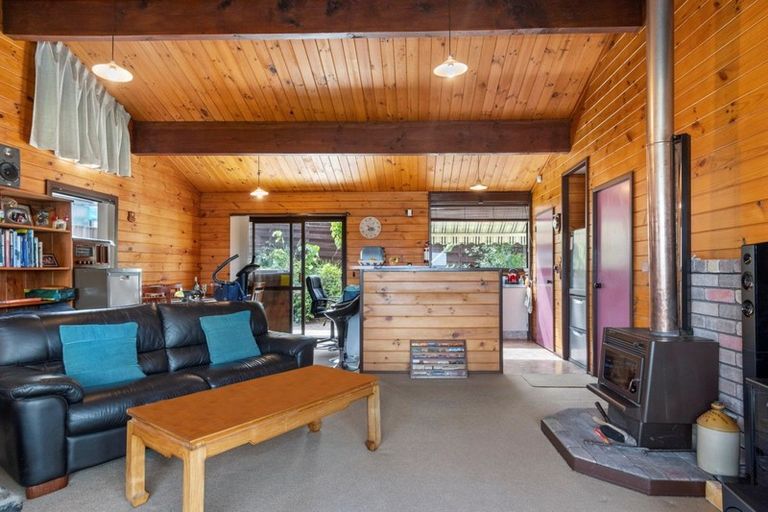 Photo of property in 2b Forrester Drive, Welcome Bay, Tauranga, 3112