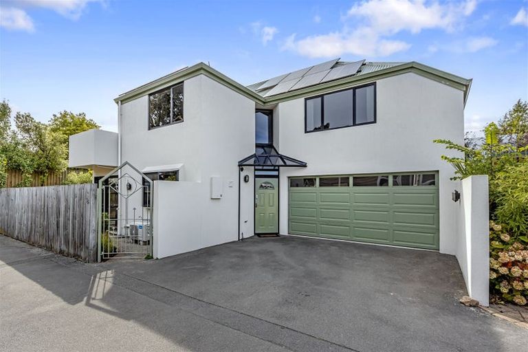 Photo of property in 3a Memorial Avenue, Ilam, Christchurch, 8053