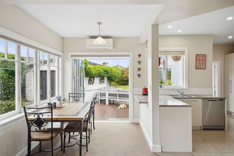 Photo of property in 10 Garnett Avenue, Spreydon, Christchurch, 8024