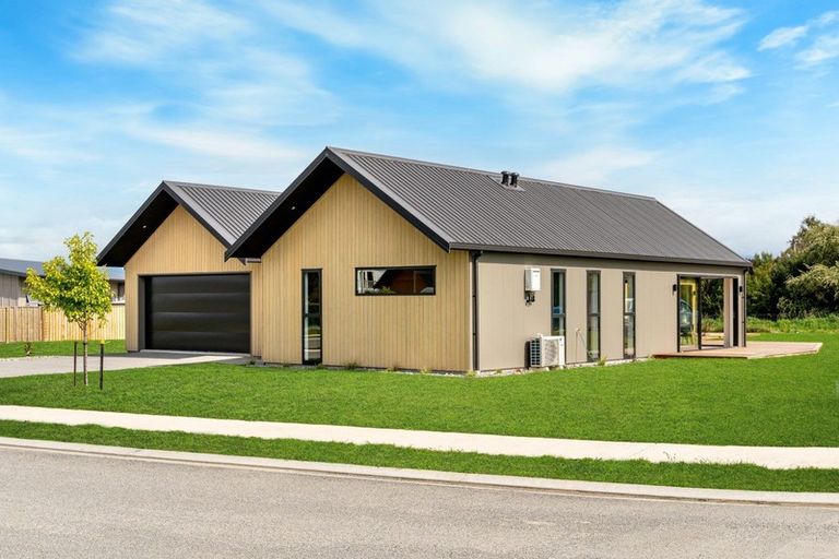 Photo of property in 61 Miro Street, Lansdowne, Masterton, 5810