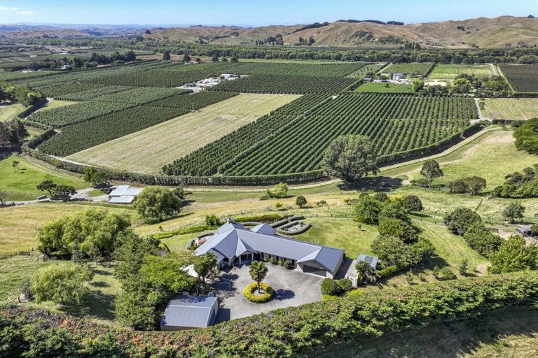Photo of property in 208 Breckenridge Road, Puketapu, Napier, 4183