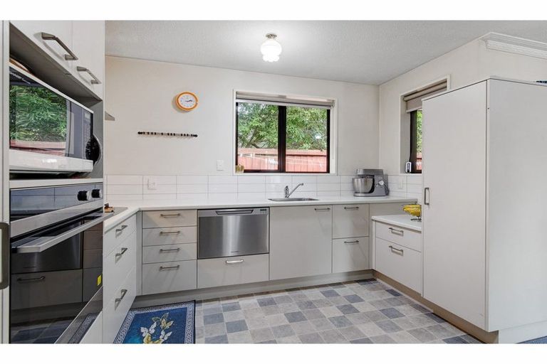 Photo of property in Carmichael Courts, 13/14 Wharenui Road, Upper Riccarton, Christchurch, 8041