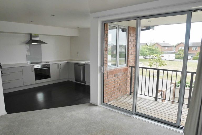 Photo of property in 18 Henley Green, Northwood, Christchurch, 8051