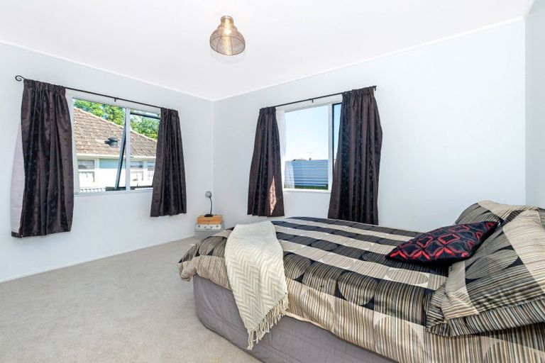 Photo of property in 25 Queens Road, Elgin, Gisborne, 4010