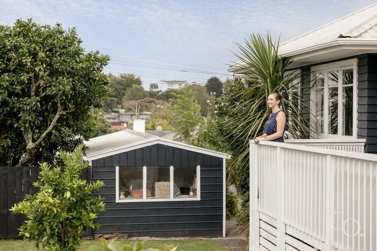 Photo of property in 140 Sutherland Road, Brookfield, Tauranga, 3110